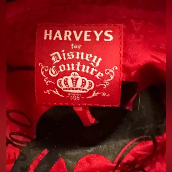 Harveys x Disney Couture Seatbelt Bag & Charm, Mickey & Minnie Love Sketch - Picture 9 of 10
